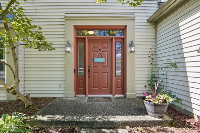 8535 McNutt Circle, Indianapolis, IN 46256