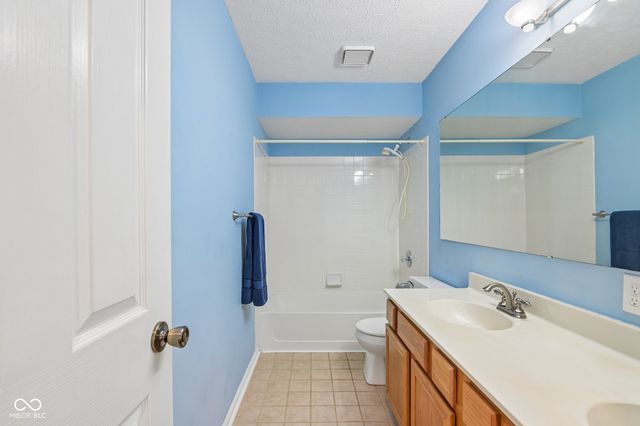 8535 McNutt Circle, Indianapolis, IN 46256