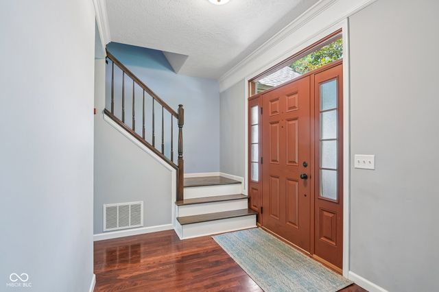 8535 McNutt Circle, Indianapolis, IN 46256