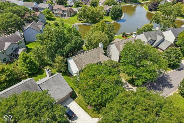 8535 McNutt Circle, Indianapolis, IN 46256