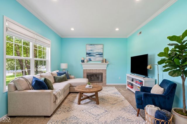 8535 McNutt Circle, Indianapolis, IN 46256