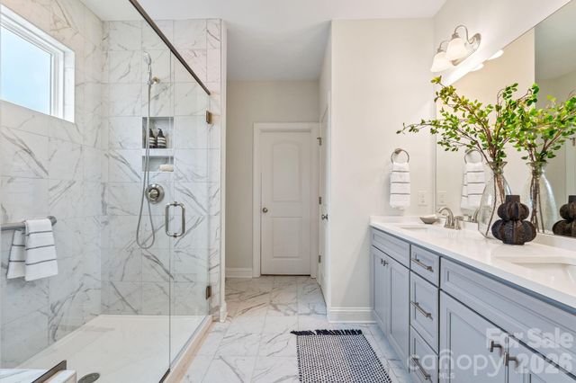 186 Park Place Circle, Winston Salem, NC 27107