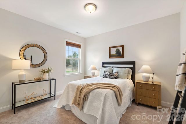 186 Park Place Circle, Winston Salem, NC 27107