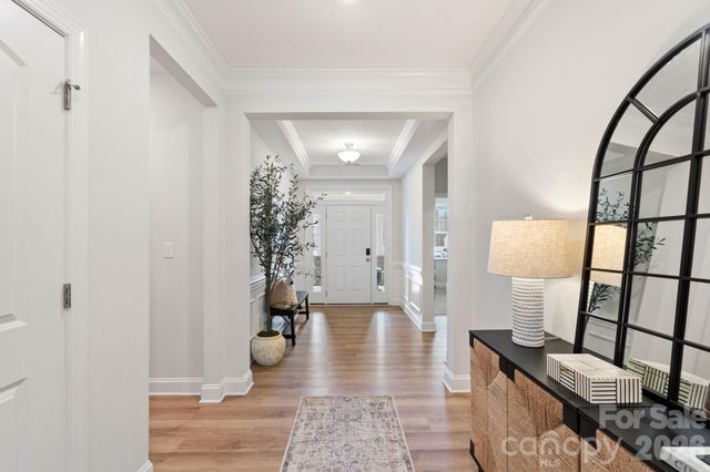 186 Park Place Circle, Winston Salem, NC 27107