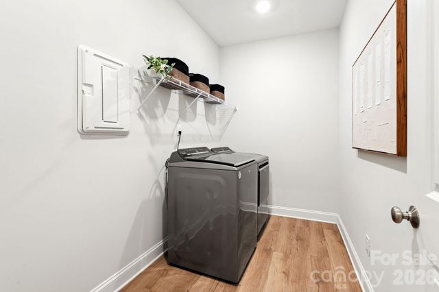 186 Park Place Circle, Winston Salem, NC 27107