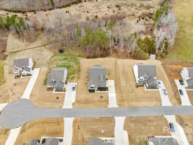 186 Park Place Circle, Winston Salem, NC 27107