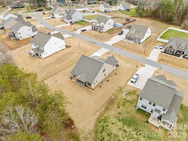 186 Park Place Circle, Winston Salem, NC 27107