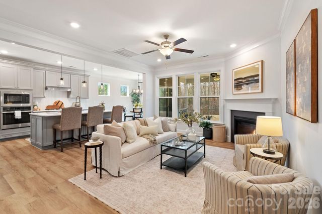 186 Park Place Circle, Winston Salem, NC 27107