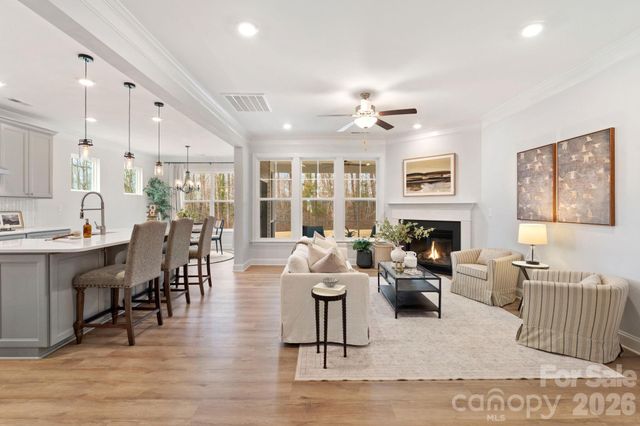 186 Park Place Circle, Winston Salem, NC 27107