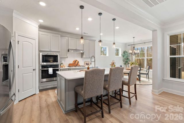 186 Park Place Circle, Winston Salem, NC 27107