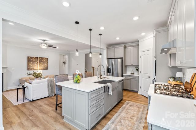 186 Park Place Circle, Winston Salem, NC 27107