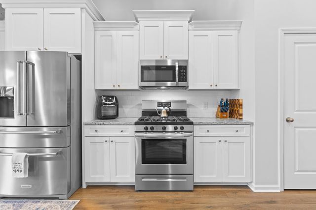 116 Stagecoach Avenue, Summerville, SC 29486