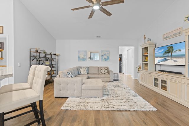 116 Stagecoach Avenue, Summerville, SC 29486