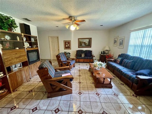 17449 EAGLE LANE, Lutz, FL 33558