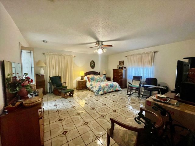 17449 EAGLE LANE, Lutz, FL 33558