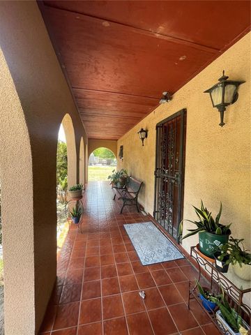 17449 EAGLE LANE, Lutz, FL 33558