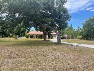 17449 EAGLE LANE, Lutz, FL 33558