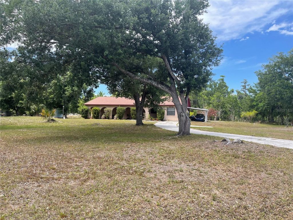 17449 EAGLE LANE, Lutz, FL 33558