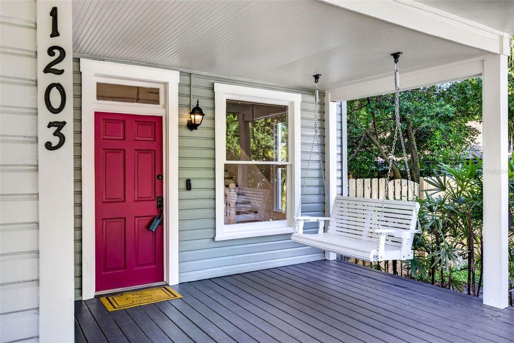 Image 6 of property listing at 1203 E CHELSEA STREET, Tampa, FL 33603