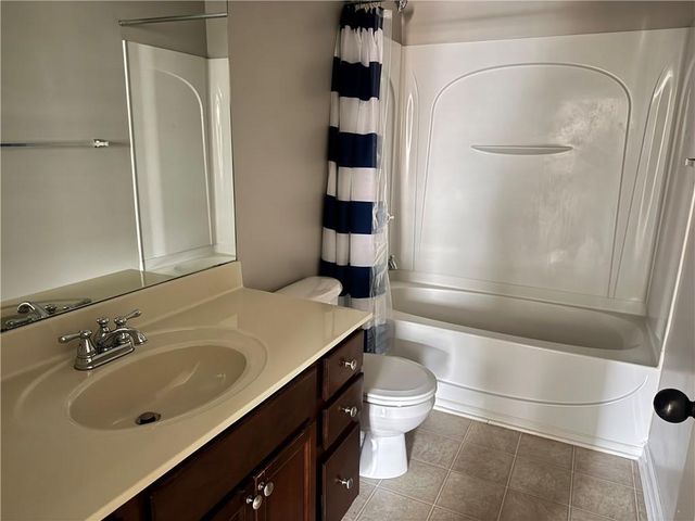 1013 Nightfall Ct NW 10, Suwanee, GA 30024