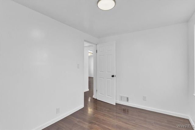 428 Beach Road, Cheektowaga, NY 14225