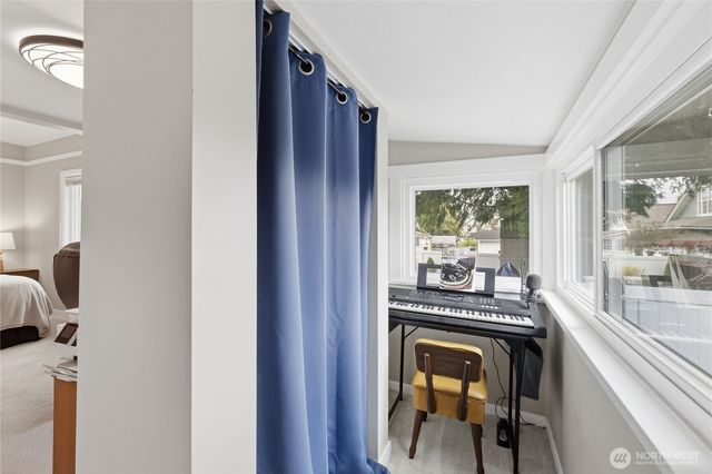 1523 7th Street, Bremerton, WA 98337