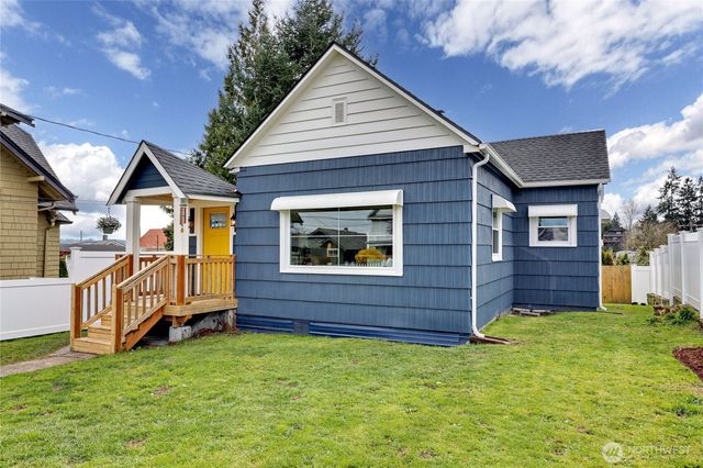 1523 7th Street, Bremerton, WA 98337