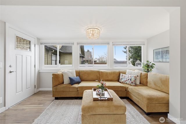 1523 7th Street, Bremerton, WA 98337