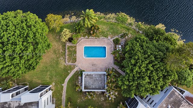 3300 Spanish Moss Ter 301, Lauderhill, FL 33319