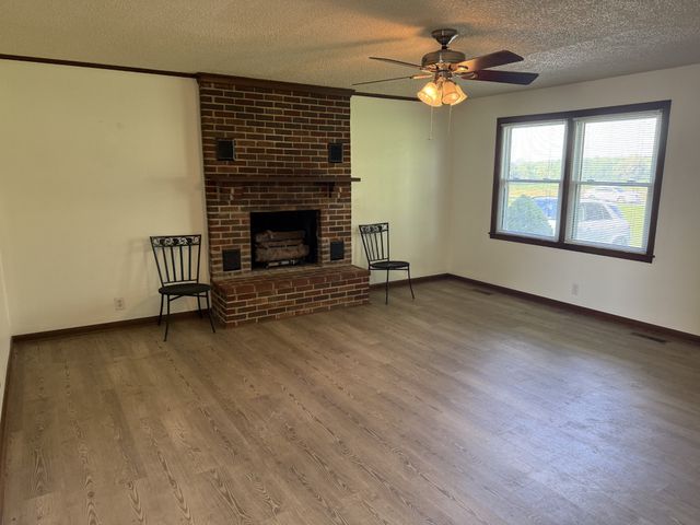 241 Corinth Rd, Portland, TN 37148