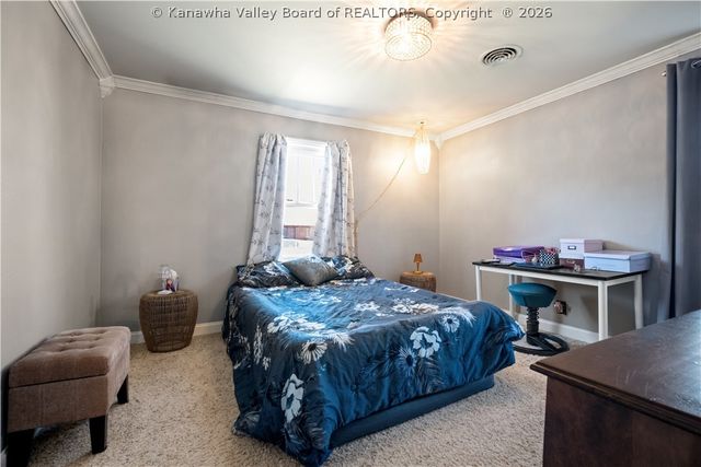 2009 Pennsylvania Avenue, St Albans, WV 25177