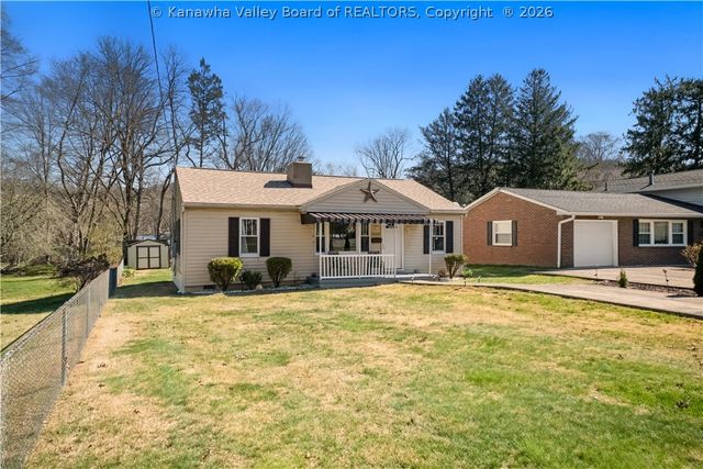 2009 Pennsylvania Avenue, St Albans, WV 25177