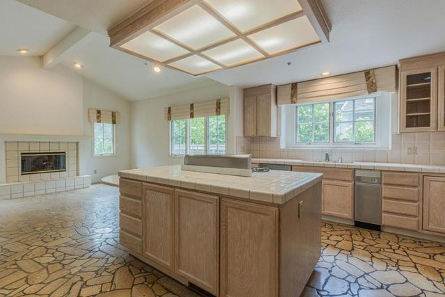 25683 Meadowview Court, Salinas, CA 93908