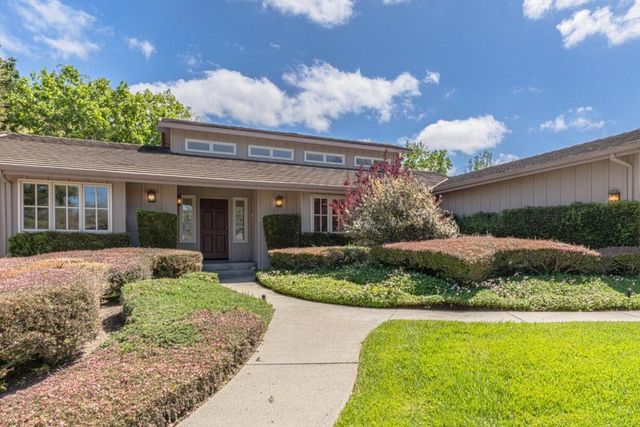 25683 Meadowview Court, Salinas, CA 93908