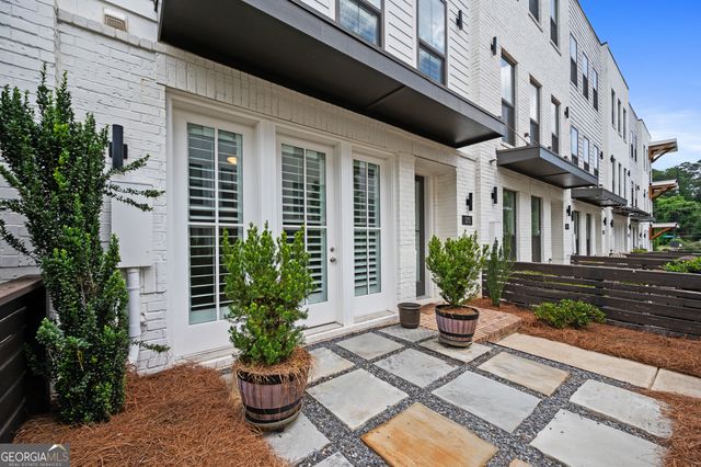 271 Mitchell Lane, Woodstock, GA 30188