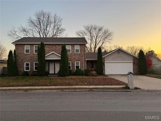 333 Aladar Drive, O'fallon, IL 62269