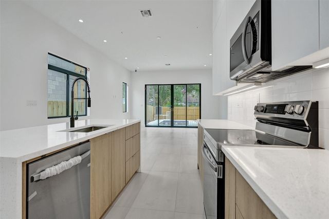 606 SW 7th Avenue, Fort Lauderdale, FL 33315