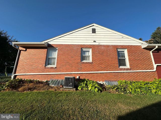 5961 BUCHANAN DRIVE, Mercersburg, PA 17236