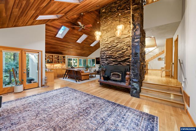3435 Fir Tree Dr SE, Salem, OR 97317