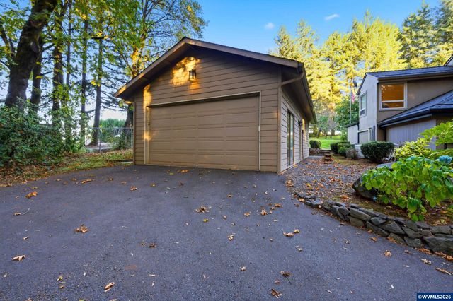 3435 Fir Tree Dr SE, Salem, OR 97317