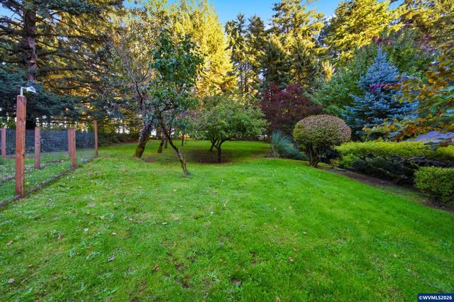3435 Fir Tree Dr SE, Salem, OR 97317