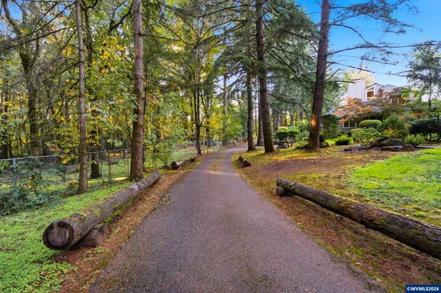 3435 Fir Tree Dr SE, Salem, OR 97317