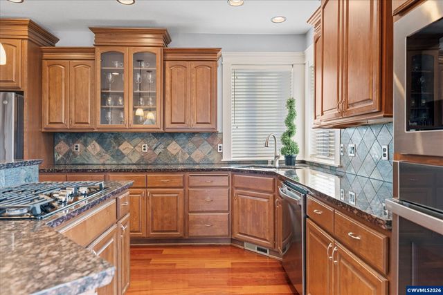 2114 Mousebird Av NW, Salem, OR 97304