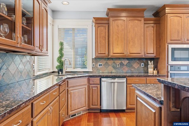 2114 Mousebird Av NW, Salem, OR 97304