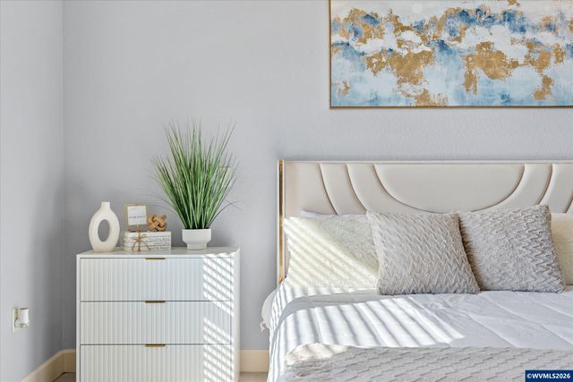 2114 Mousebird Av NW, Salem, OR 97304