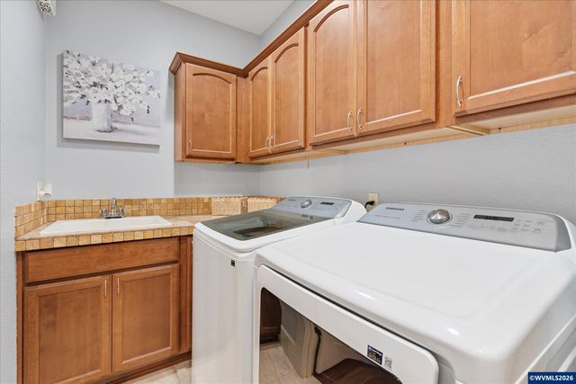 2114 Mousebird Av NW, Salem, OR 97304