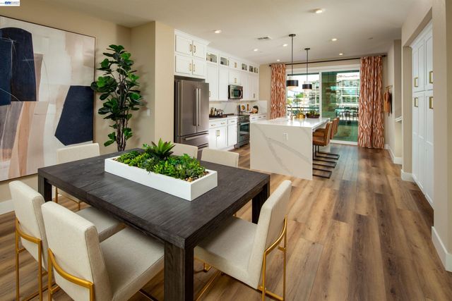 913 More Lane 1304, Morgan Hill, CA 95037