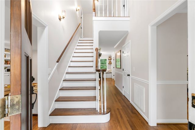 305 Bent Oak Lane, Central, SC 29630