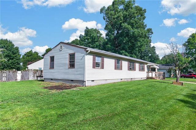 211 Mona DR, Newport News, VA 23608