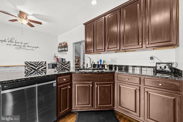 175 GREAT LAUREL SQ SE, Leesburg, VA 20175